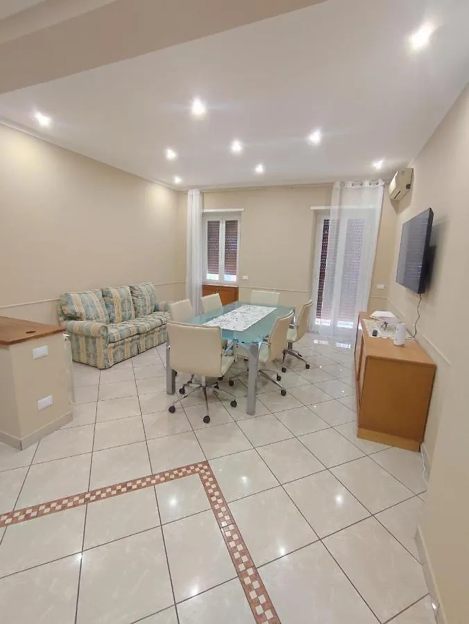 Anna Roma House Apartment 0*, Rome